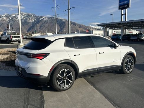 New 2026 Chevrolet Equinox EV LT w/ Comfort Package image 30