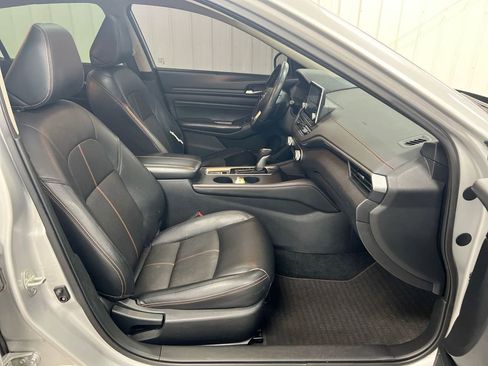 Used 2019 Nissan Altima 2.5 SR w/ SR Premium Package AWD/4WD image 22