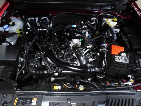 Used 2025 Ford Bronco Heritage Edition AWD/4WD image 9