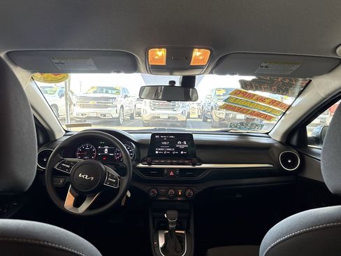 Used 2024 Kia Forte LXS image 17