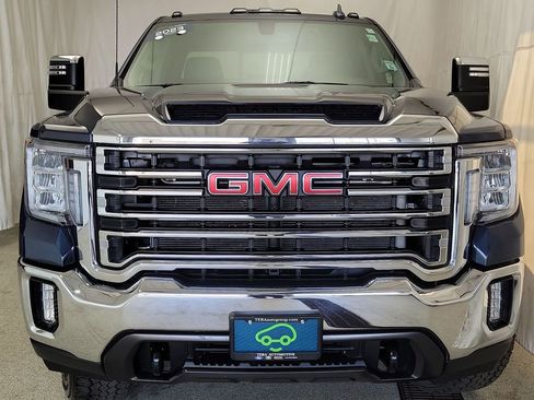 Certified 2023 GMC Sierra 2500 SLT w/ SLT Convenience Package AWD/4WD image 4