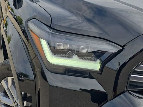 New 2025 Toyota 4Runner Limited image 32