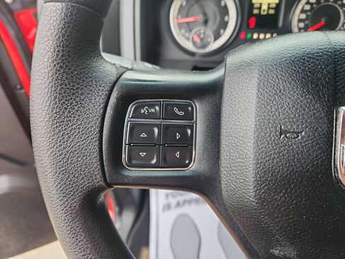 Used 2016 RAM 1500 Express image 19
