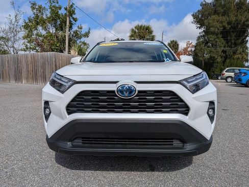 Used 2023 Toyota RAV4 XLE Premium image 3