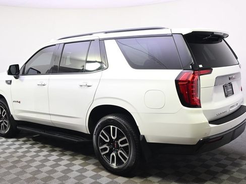 Used 2021 GMC Yukon AT4 w/ Rear Media and Nav Package AWD/4WD image 3