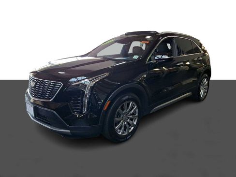 Certified 2023 Cadillac XT4 Premium Luxury AWD/4WD image 3