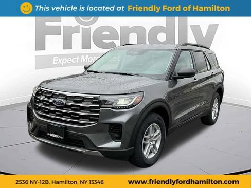 Used 2026 Ford Explorer Active AWD/4WD image 3