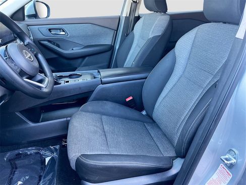 Used 2022 Nissan Rogue SV image 21