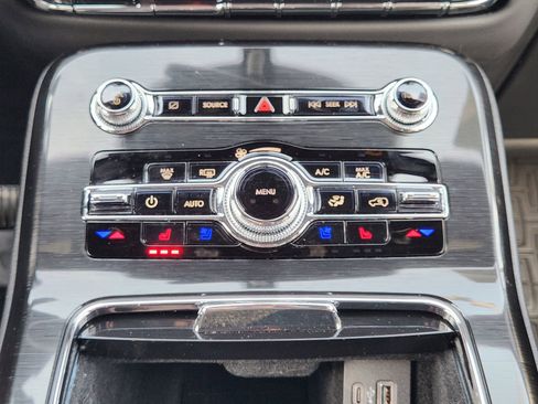 Used 2023 Lincoln Nautilus Reserve image 20