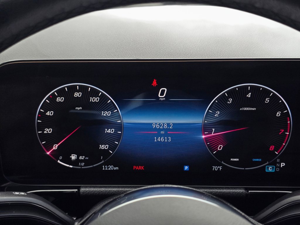 Used 2025 Mercedes-Benz GLA 250 4MATIC image 41