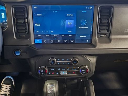 New 2025 Ford Bronco Badlands image 19