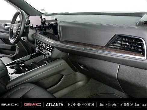 Certified 2025 Chevrolet Tahoe LT AWD/4WD image 23
