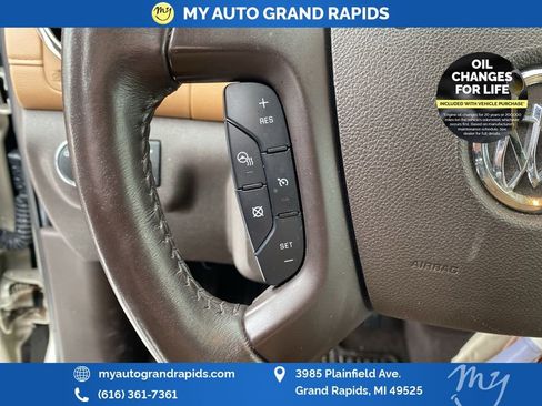 Used 2017 Buick Enclave Leather image 9