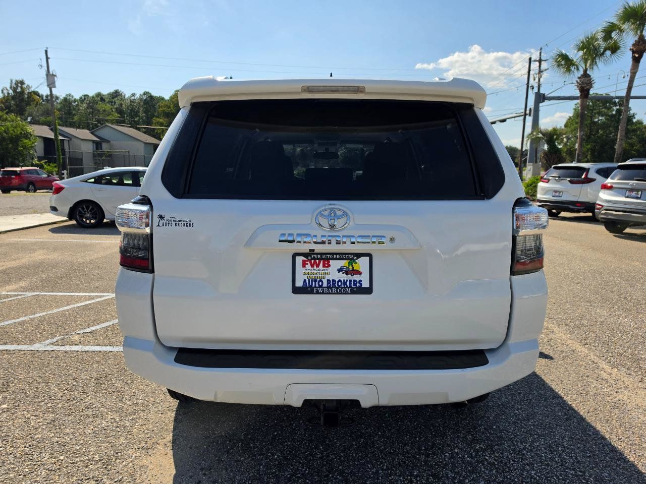 Used 2017 Toyota 4Runner SR5 Premium AWD/4WD image 4