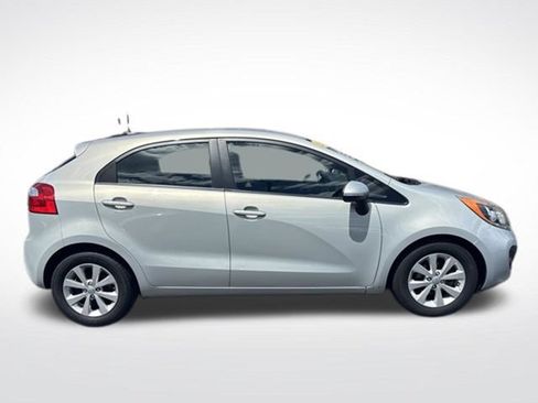 Used 2013 Kia Rio EX w/ Convenience Pkg FWD image 6