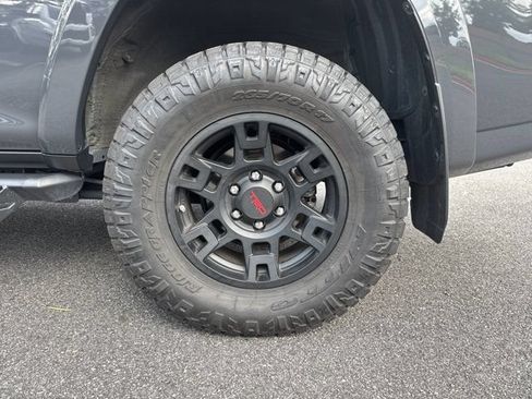 Used 2024 Toyota 4Runner TRD Off-Road Premium w/ Moonroof Package AWD/4WD image 22