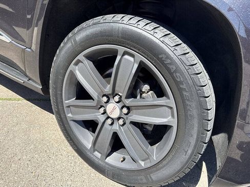 Used 2018 GMC Acadia Denali w/ Technology Package AWD/4WD image 13