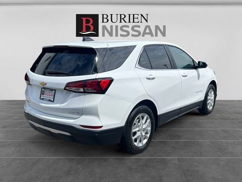 Used 2024 Chevrolet Equinox LT AWD/4WD image 5