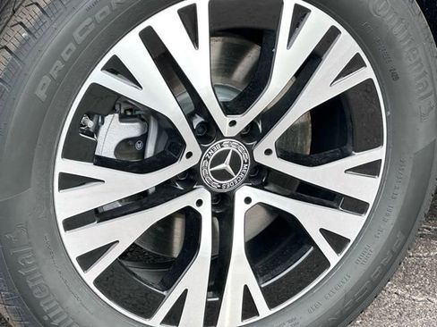 New 2026 Mercedes-Benz GLB 250 4MATIC image 13