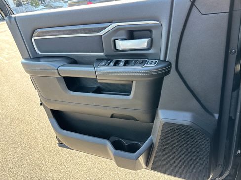 Used 2024 RAM 2500 Big Horn w/ Bed Utility Group image 22