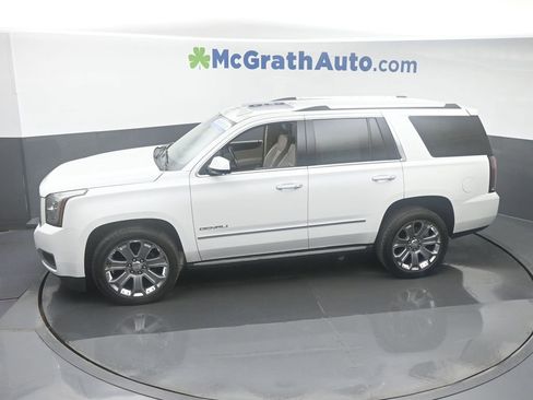 Used 2016 GMC Yukon Denali w/ Open Road Package image 21