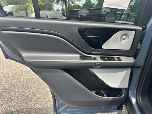 New 2026 Lincoln Aviator Reserve AWD/4WD image 21