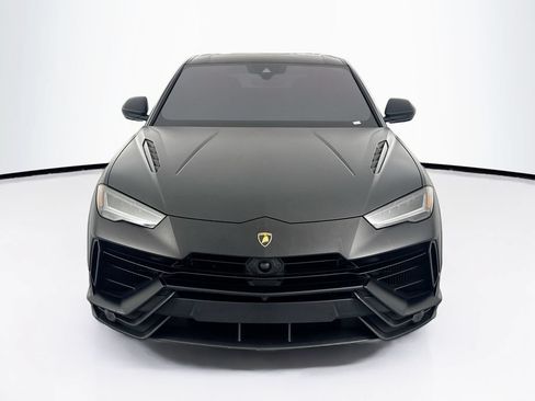 Used 2023 Lamborghini Urus Performante AWD/4WD image 2