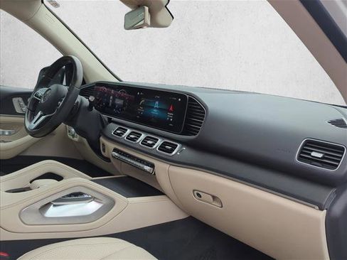 Used 2020 Mercedes-Benz GLE 350 4MATIC image 25