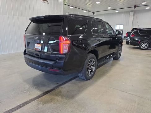 Used 2024 Chevrolet Tahoe Z71 w/ Luxury Package AWD/4WD image 8