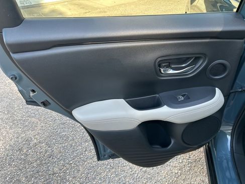 Used 2024 Honda HR-V EX-L image 19