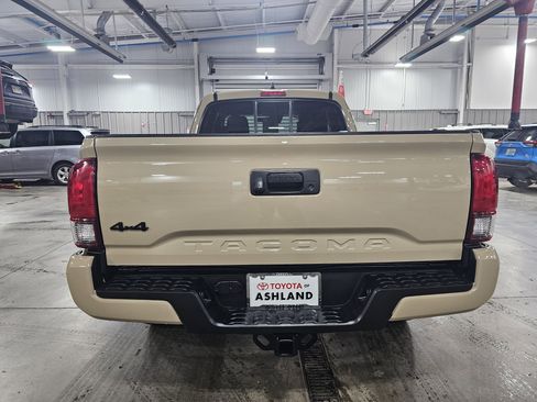 Certified 2020 Toyota Tacoma SR w/ SX Package image 6