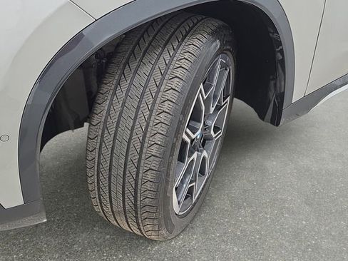 Certified 2025 BMW X1 xDrive28i w/ Convenience Package image 28