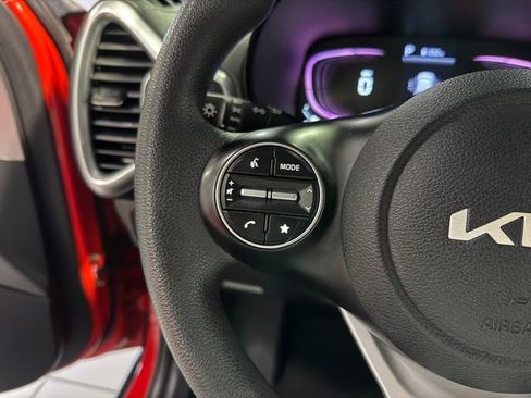 Used 2024 Kia Soul LX w/ Option Group 015 image 17