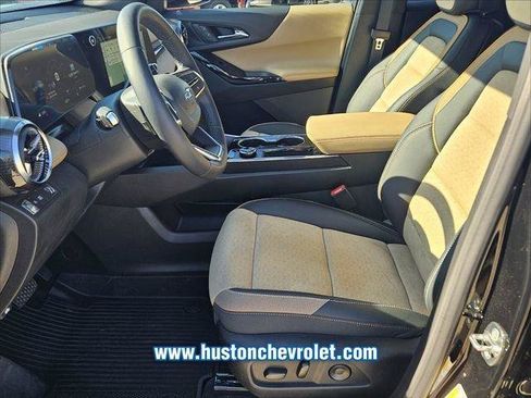 New 2026 Chevrolet Equinox ACTIV w/ Convenience Package III FWD image 9