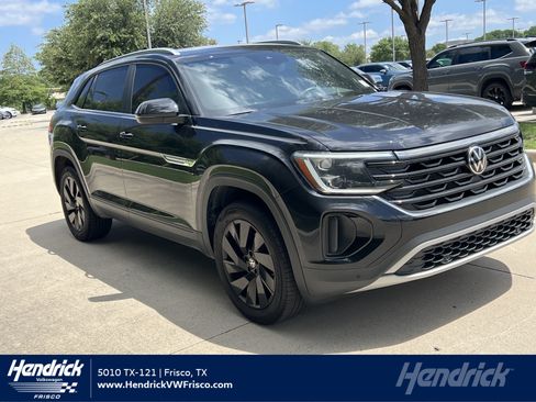 Certified 2026 Volkswagen Atlas Cross Sport SE w/ Panoramic Sunroof Package AWD/4WD image 1
