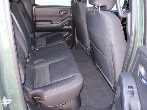 Used 2024 Nissan Frontier Pro-X image 17