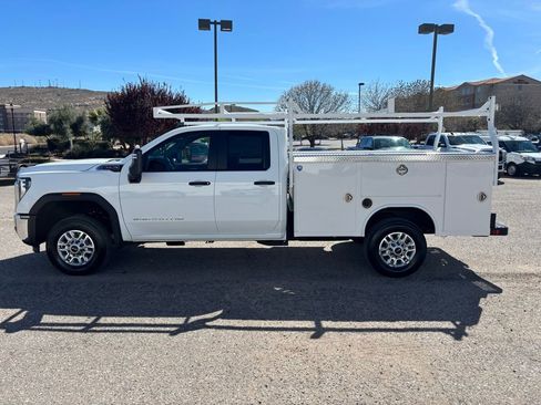 New 2026 GMC Sierra 2500 Pro w/ Convenience Package image 9