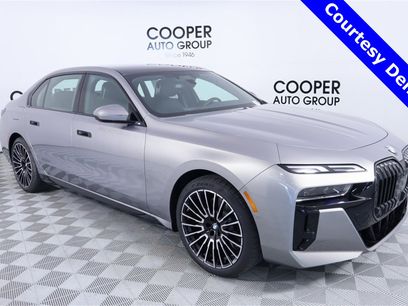 New 2025 BMW 740i xDrive