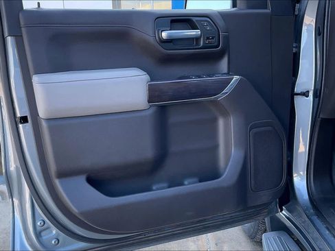 Used 2020 GMC Sierra 1500 SLT image 21