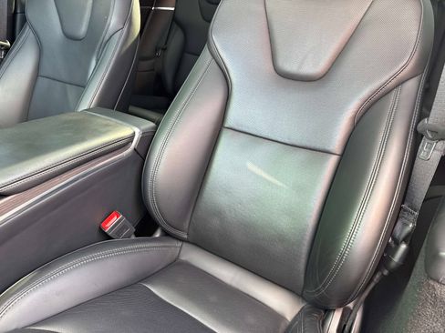 Used 2023 Tesla Model S image 38