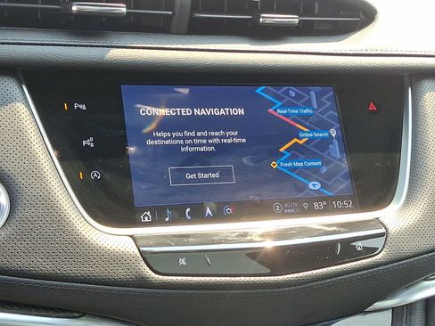 Used 2025 Cadillac XT5 Sportv w/ Technology Package AWD/4WD image 18