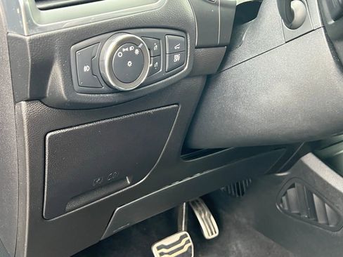 Used 2021 Ford Edge ST image 30