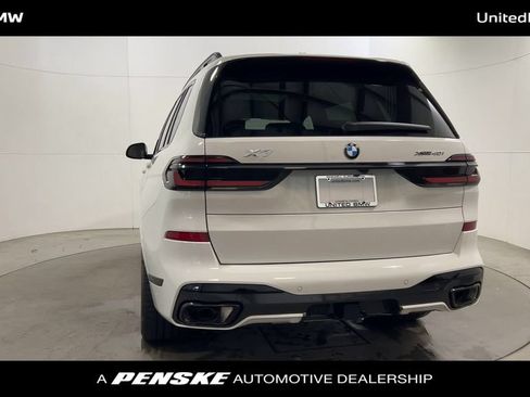 Used 2026 BMW X7 xDrive40i AWD/4WD image 7