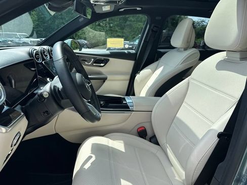 Used 2026 Mercedes-Benz GLC 300 4MATIC image 39