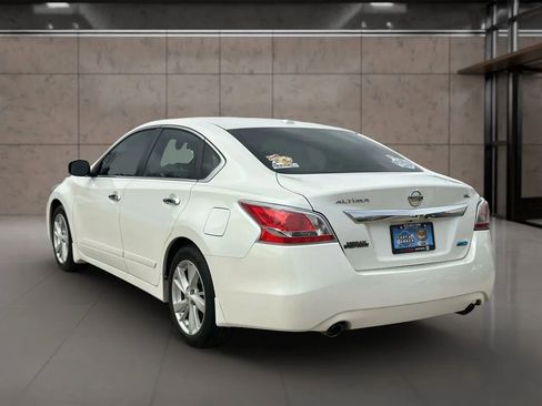 Used 2014 Nissan Altima 2.5 SL w/ Technology Package image 9