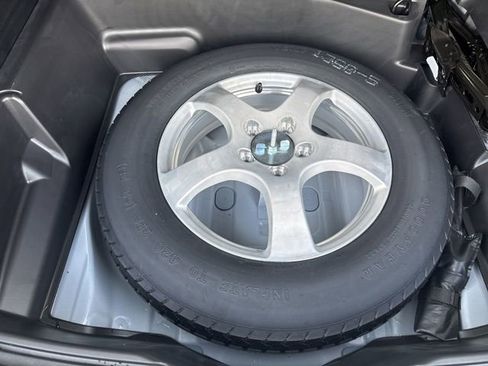 Used 2024 Jeep Grand Cherokee Altitude image 25