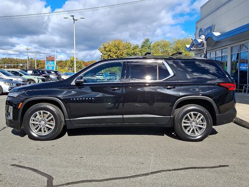 Used 2022 Chevrolet Traverse LT image 7