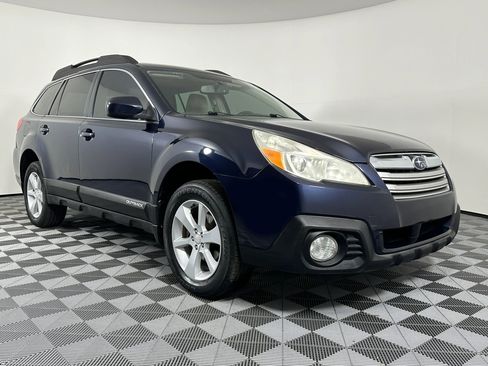 Used 2013 Subaru Outback 2.5i Premium image 7