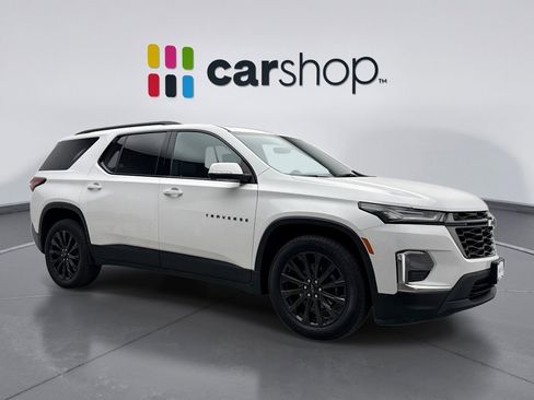 Used 2023 Chevrolet Traverse RS image 7
