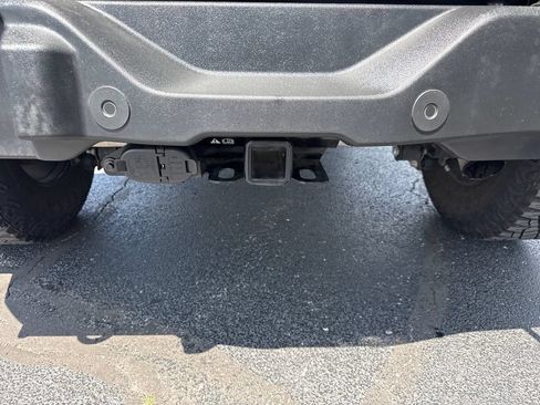 Used 2023 Ford Bronco Wildtrak AWD/4WD image 12
